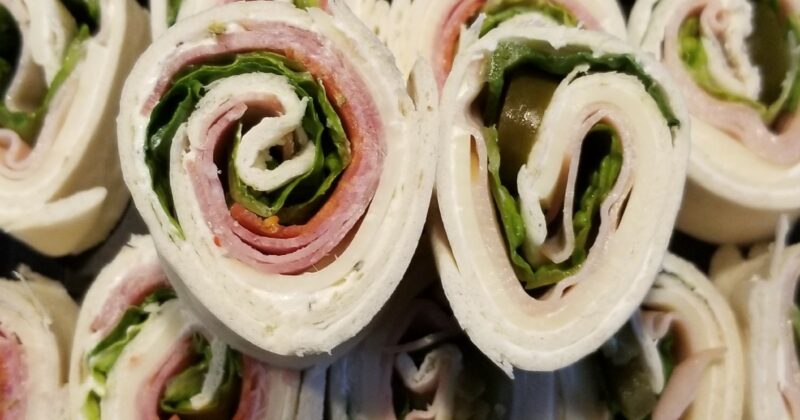 How to Make Pinwheel Sandwiches